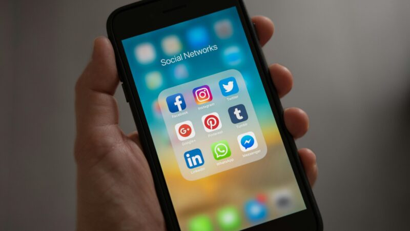 Vocabulario en inglés para social media: los 15 términos que debes dominar
