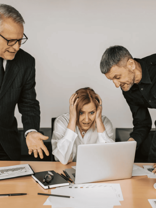 Formación en idiomas para empresas: cómo gestionarla sin aumentar la carga de trabajo de RRHH